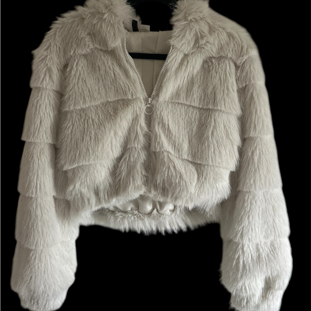 Elegant White Faux Fur Jacket